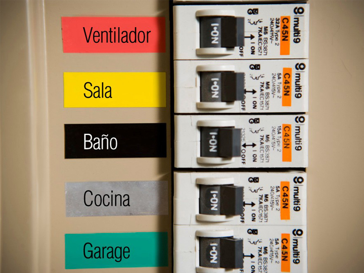 ROTULADORA BROTHER PT-E300VP